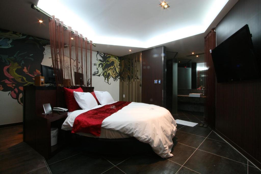 Danube Hotel Suwon Chambre photo