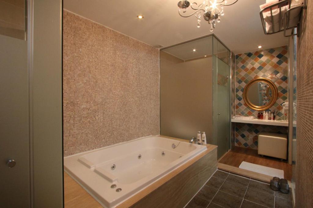 Danube Hotel Suwon Chambre photo